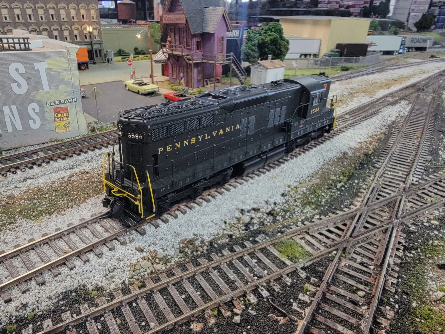 BLI Blue Line 5071 HO Scale EMD SD7 Pennsylvania PRR 8588 With DCC Sound - USED 1 BLI Blue Line 5071 HO Scale EMD SD7 Pennsylvania PRR 8588 With DCC Sound - USED