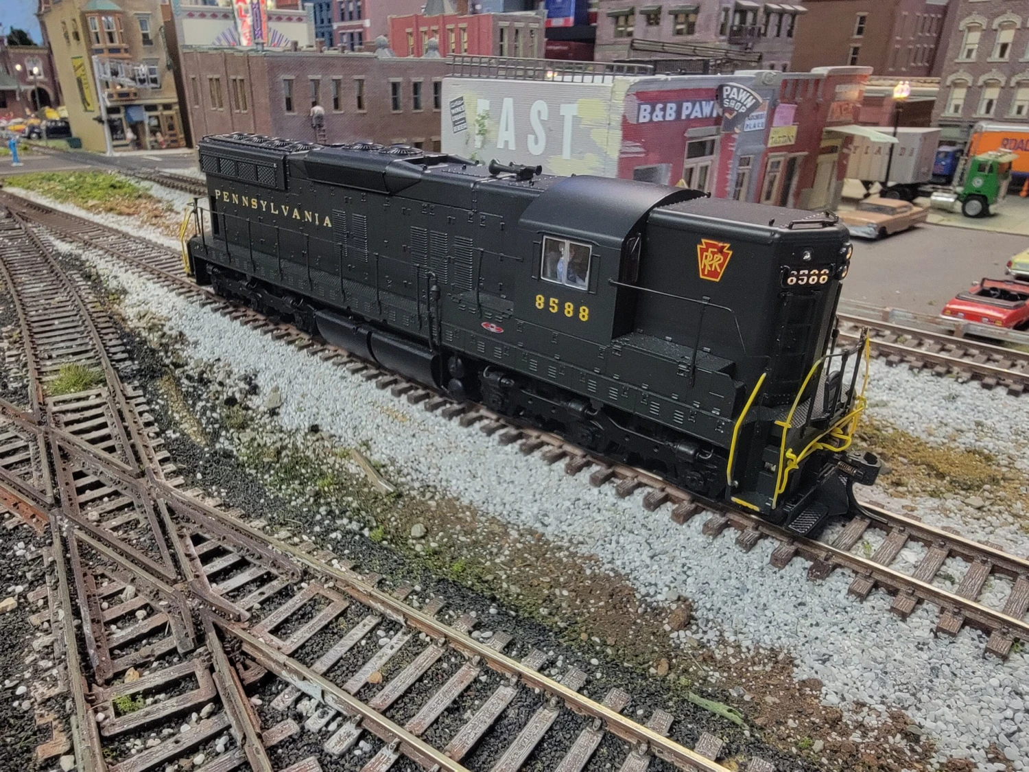BLI Blue Line 5071 HO Scale EMD SD7 Pennsylvania PRR 8588 With DCC Sound - USED 2 BLI Blue Line 5071 HO Scale EMD SD7 Pennsylvania PRR 8588 With DCC Sound - USED - Image 2