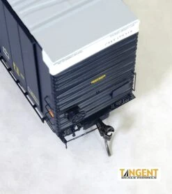 Tangent 25517-03 HO Scale 86' Quad Door Auto Parts Boxcar CSX 179314 -Alas Train Model Shop tangent scale models 25517 03 ho scale 86 quad door auto parts boxcar csx 179314 3
