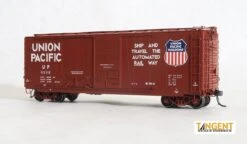 Tangent Scale Models 26062-05 HO Scale 40' PS-1 Combo Door Boxcar Union Pacific UP 111131