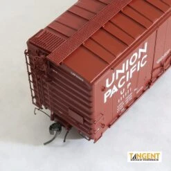 Tangent Scale Models 26062-05 HO Scale 40' PS-1 Combo Door Boxcar Union Pacific UP 111131 5 Tangent Scale Models 26062-05 HO Scale 40' PS-1 Combo Door Boxcar Union Pacific UP 111131 -Alas Train Model Shop tangent scale models 26062 05 ho scale 40 ps 1 combo door boxcar union pacific up 111131 3
