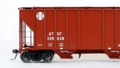 Tangent Scale Models 28010 GATC 4500 Covered Hopper Santa Fe ATSF -Alas Train Model Shop tangent scale models 28010 gatc 4500 covered hopper santa fe atsf 4